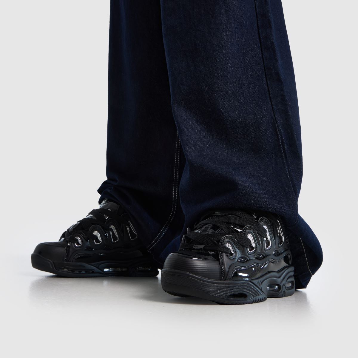 OSIRIS D3 2001 in Black OSIRIS D3 2001 8