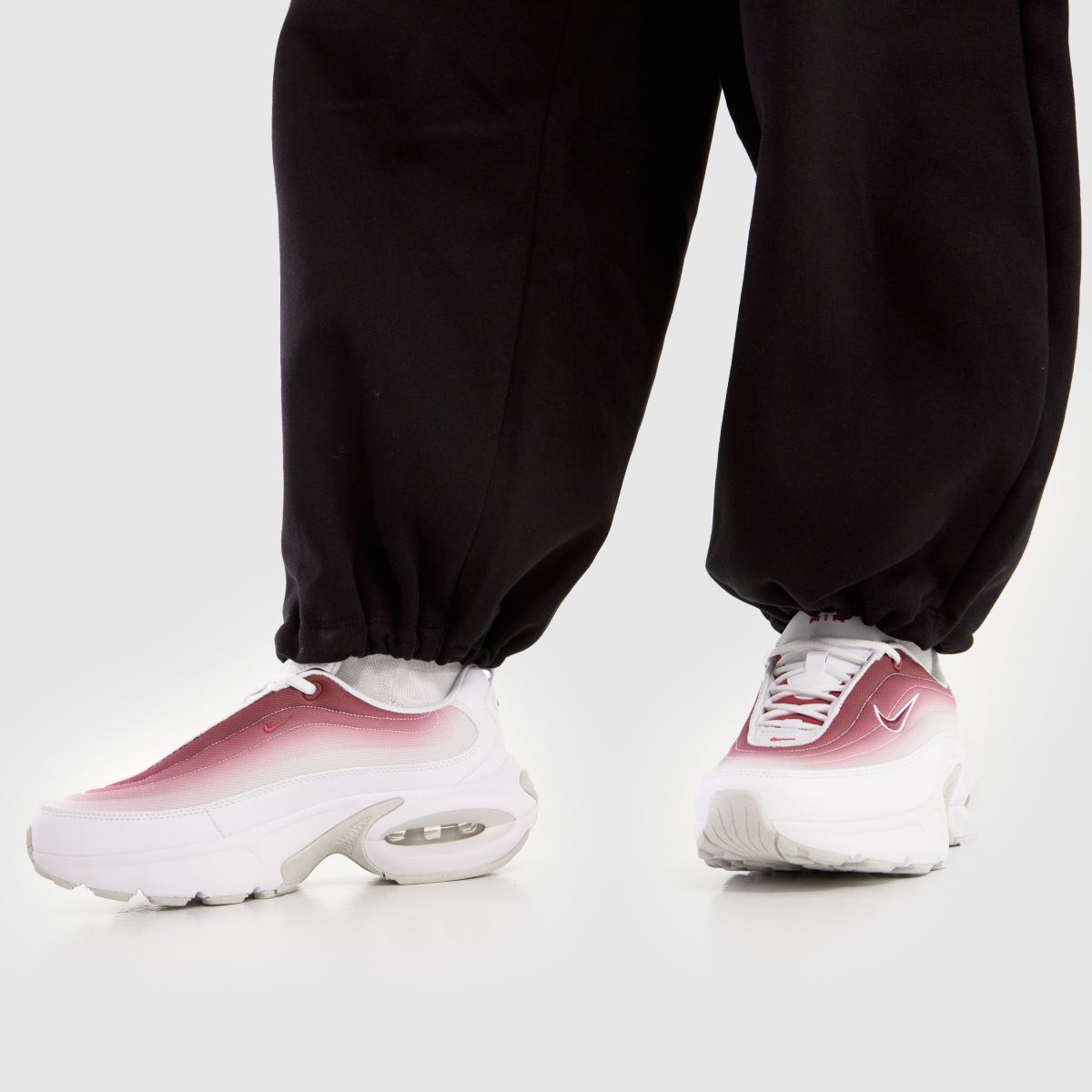 Nike Air Max Portal in White & Burgundy Nike Air Max Portal 8