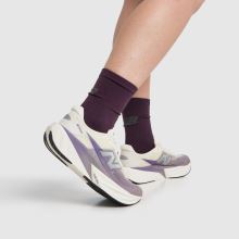 New Balance FuelCell Rebel V5 in Beige Multi New Balance FuelCell Rebel V5,2 of 4