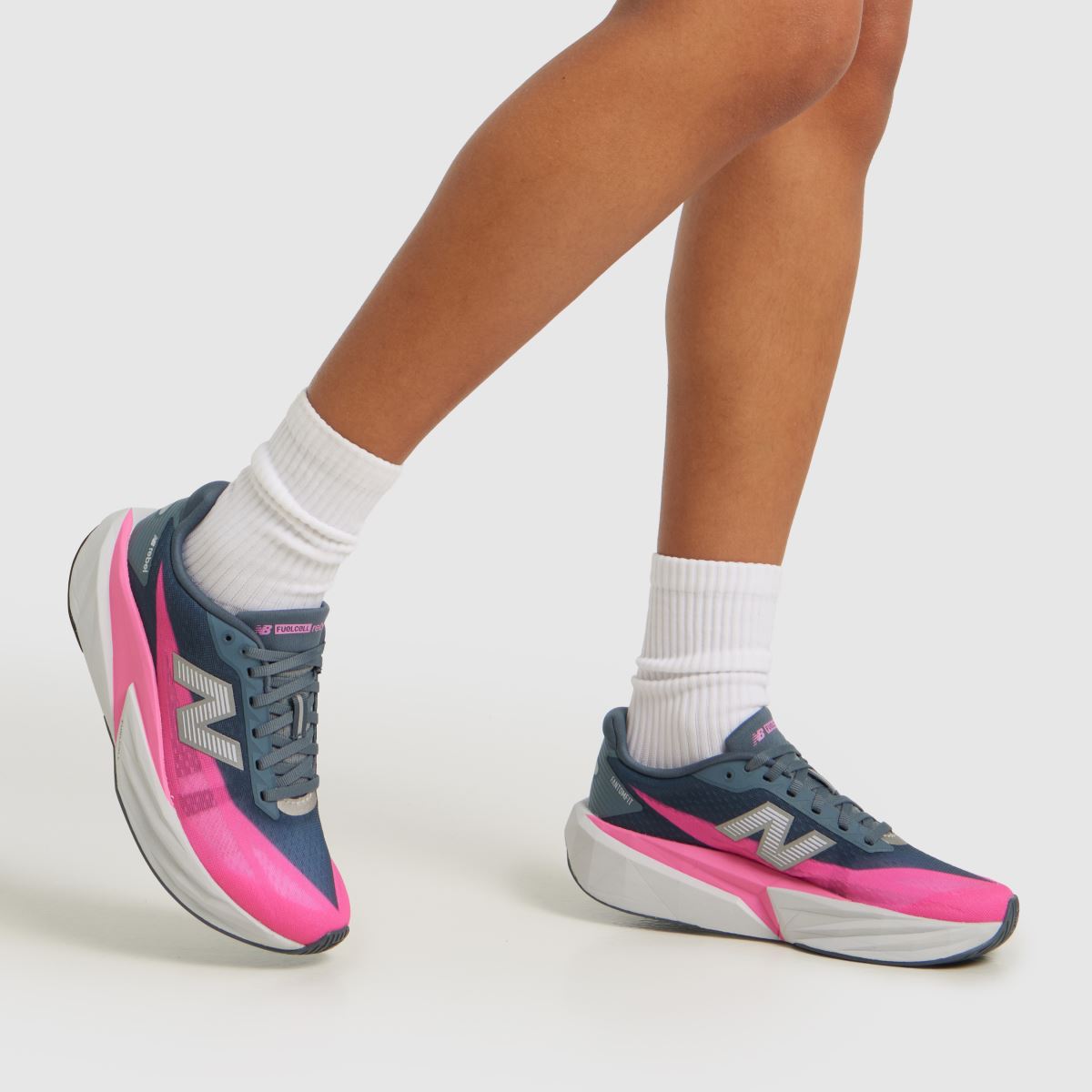 New Balance FuelCell Rebel V5 in Navy Multi New Balance FuelCell Rebel V5 8