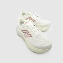 New Balance Fresh Foam More V6 in White & Pink New Balance Fresh Foam More V6,3 of 4