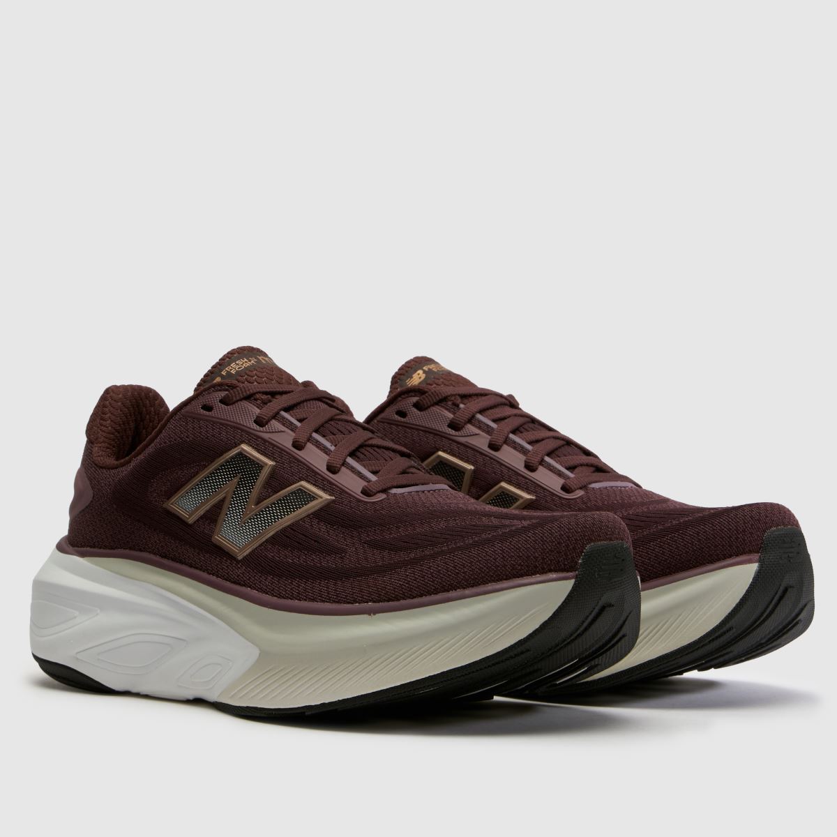 New Balance Fresh Foam More V6 in Burgundy New Balance Fresh Foam More V6 3