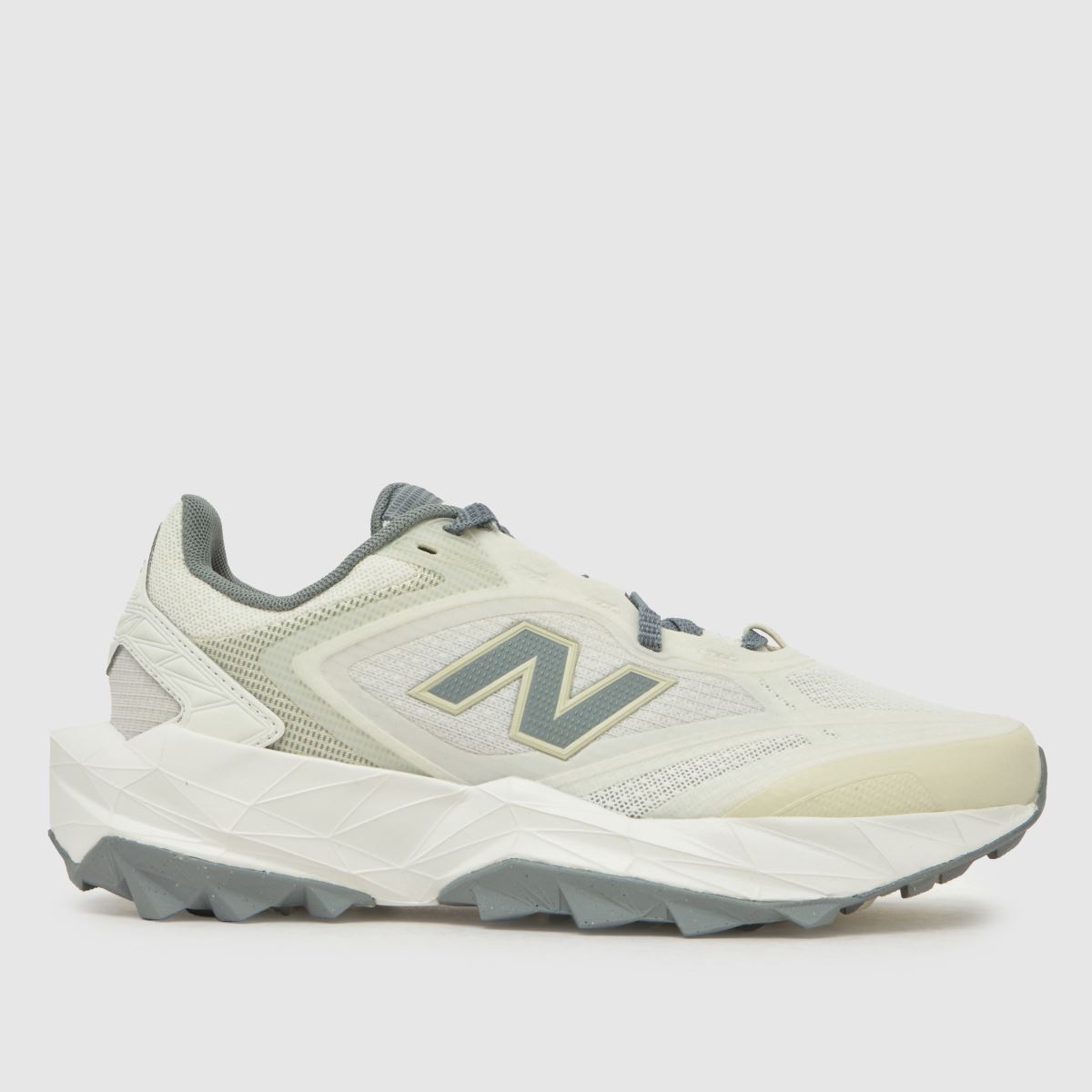 New Balance Womens Trail Running Tektrel Trainers, White, Size 7, Women