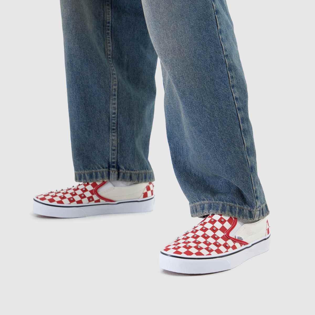Vans Classic Slip-on Rhinestone in White & Red Vans Classic Slip-on Rhinestone 8