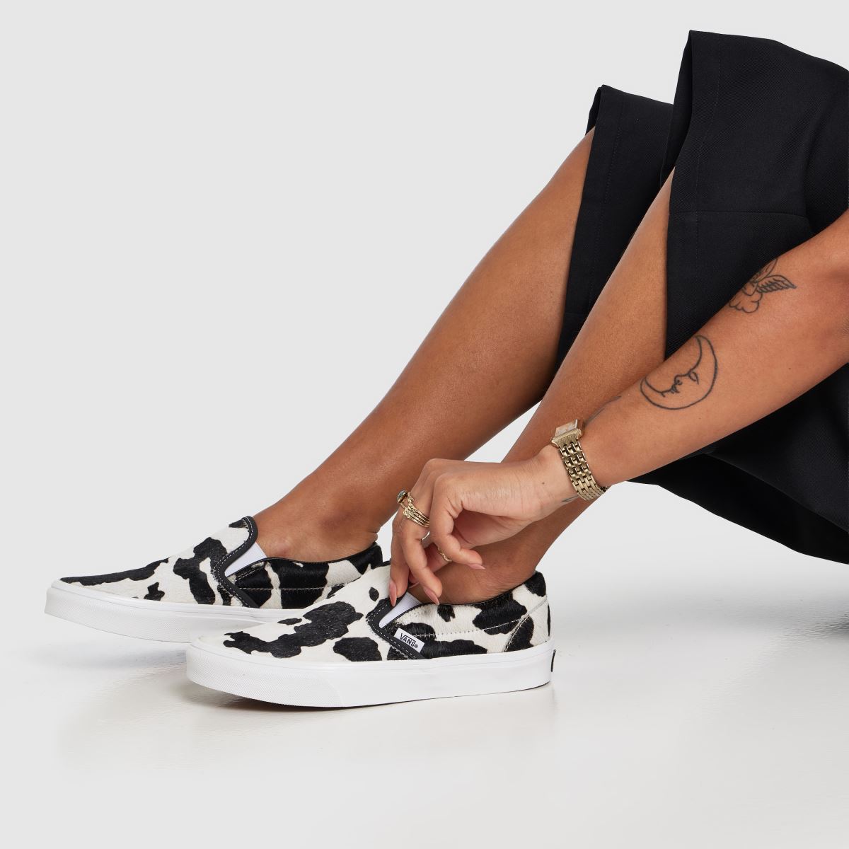 Vans Classic Slip-On Cow in Black & White Vans Classic Slip-On Cow 8