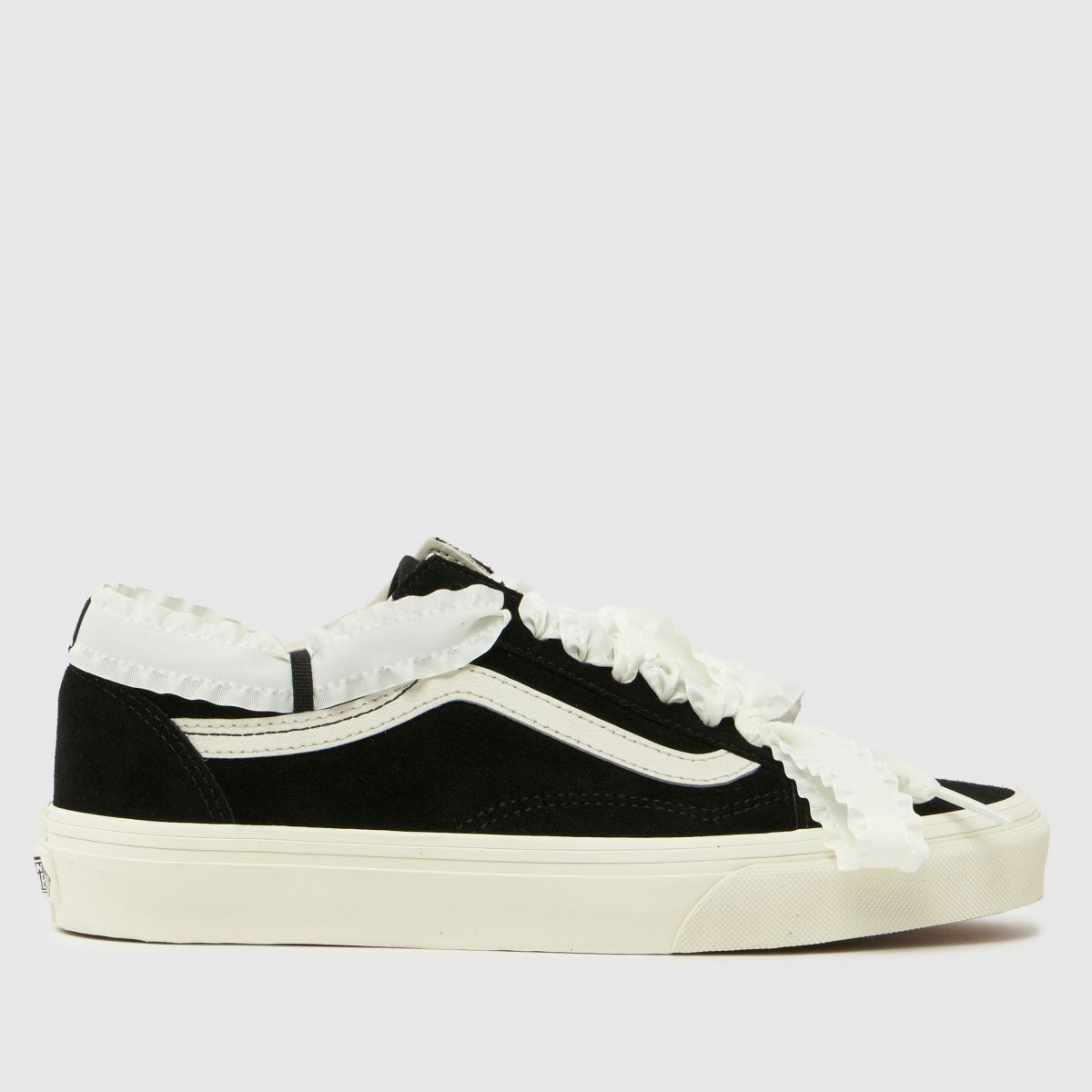 Vans Old Skool Trainers in Black & White