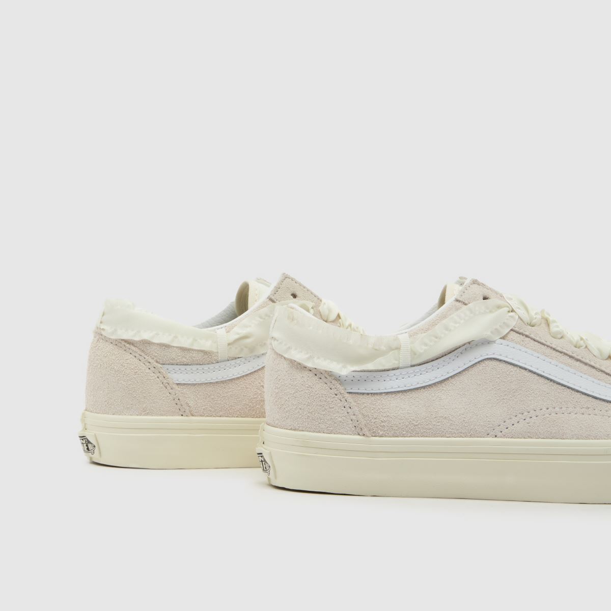Vans Old Skool in Off-White Multi Vans Old Skool 7