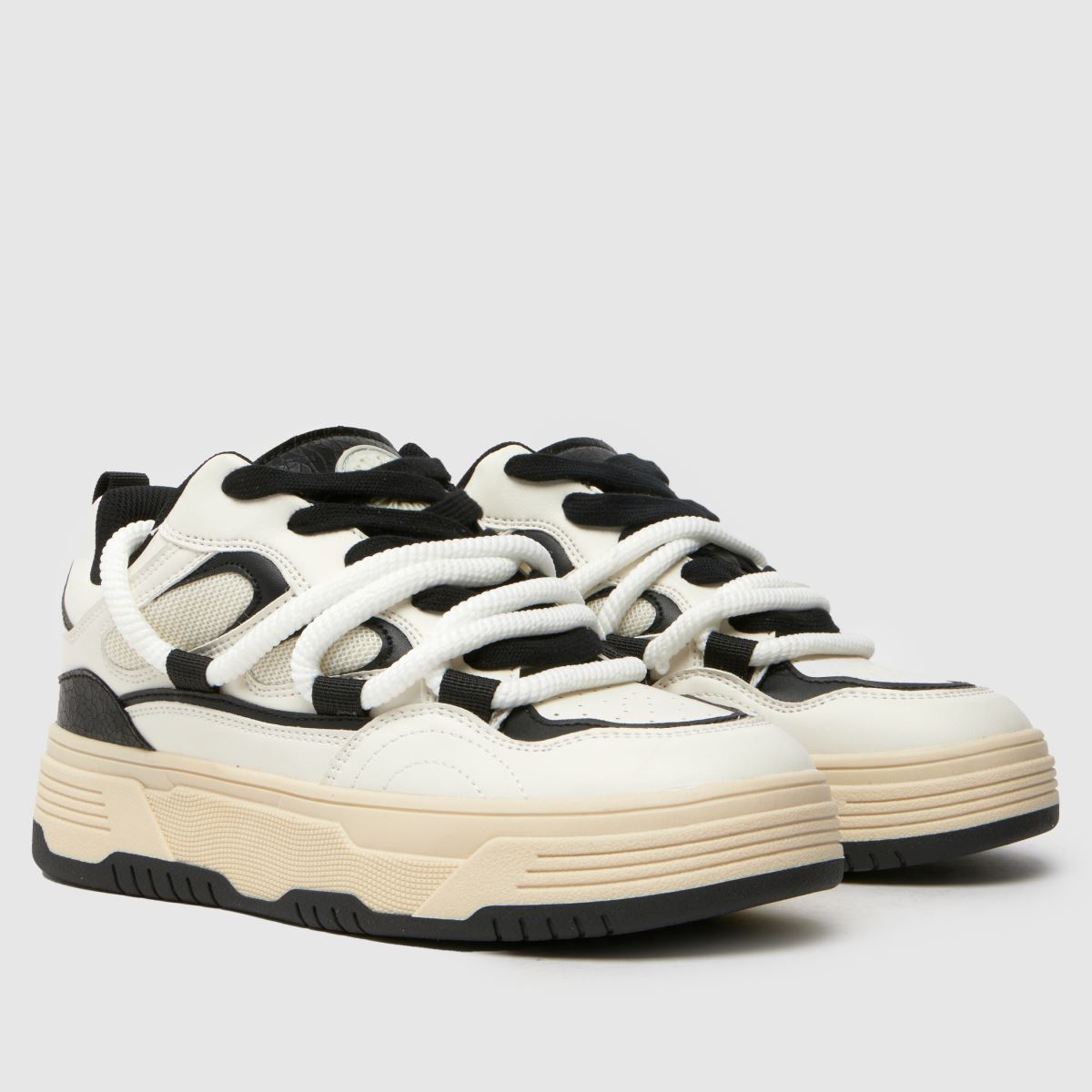 Steve Madden もこもこ BOOMER チャンキー スニーカー 人気 Steve Madden】関税なし♪BOOMER チャンキー スニーカー (Steve