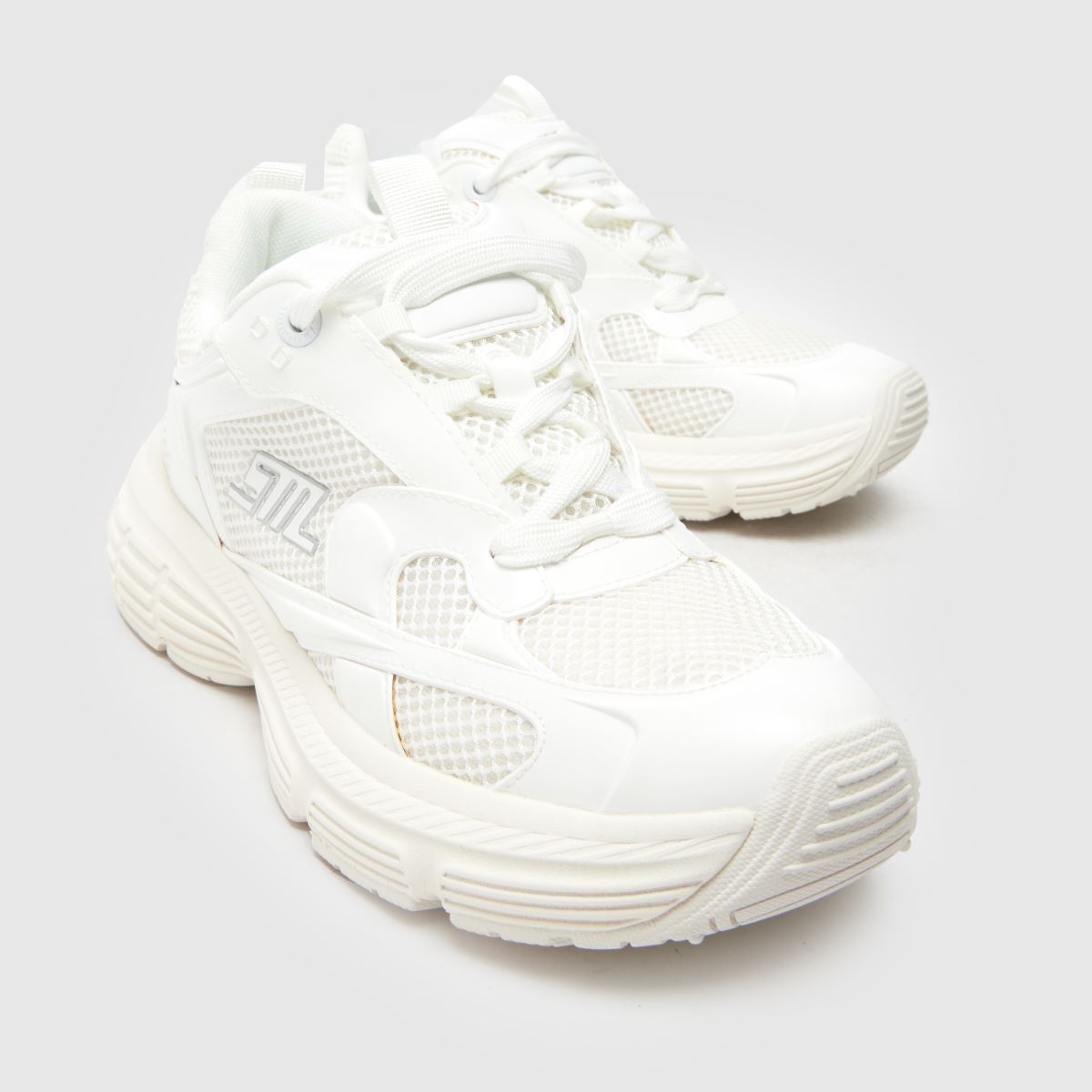 Steve Madden Power 1 in White Steve Madden Power 1 4