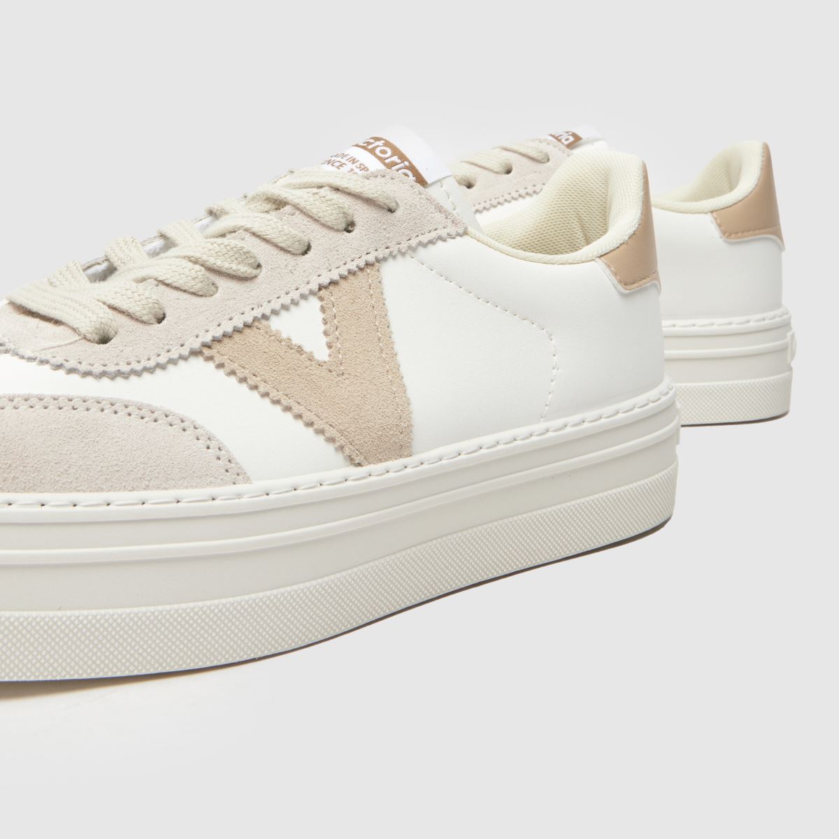 victoria Barcelona Ciclista in White Beige