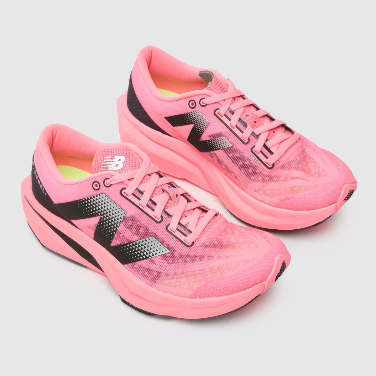 New Balance Fuelcell Rebel v4 Ultra Pink