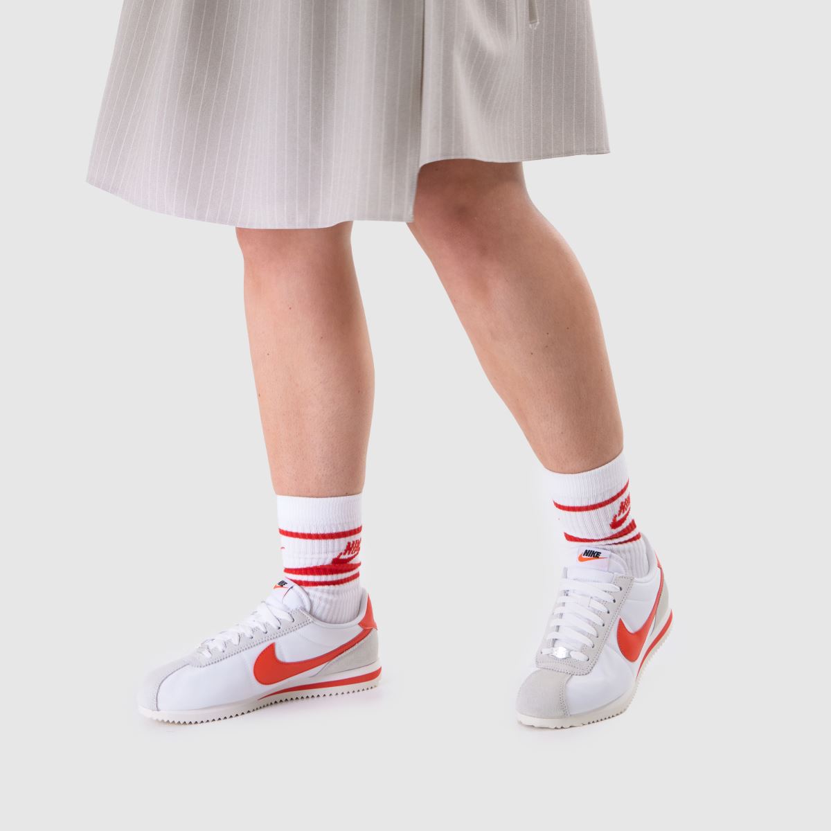 靴 Nike Cortez Los Angeles \"White/Red\" 楽天市場】ナイキ コルテッツ 白色 ホワイト 赤 レッド ロサンゼルス