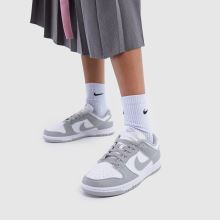 Nike Dunk Low,2 of 4