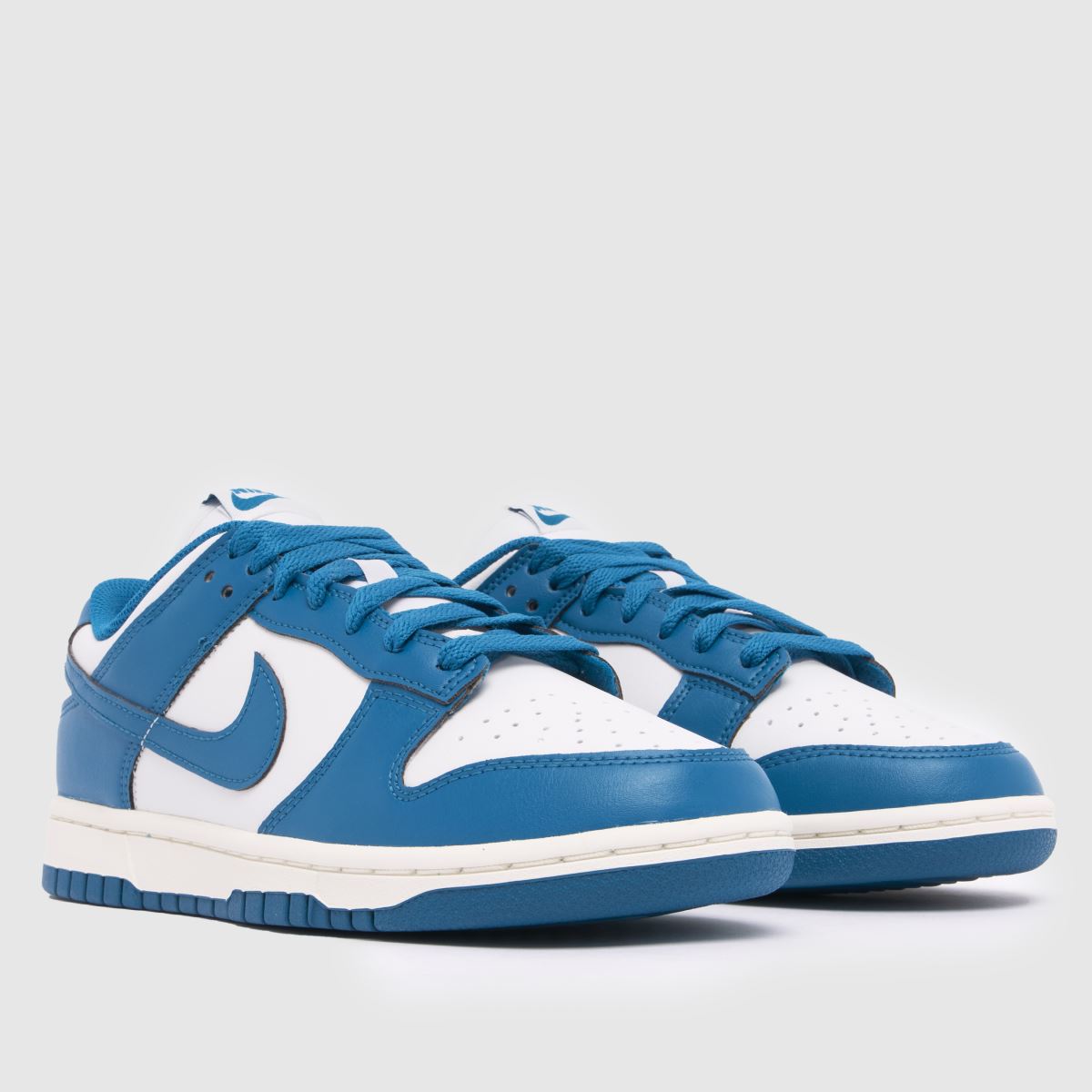Nike Dunk Low in White & Blue Nike Dunk Low 3