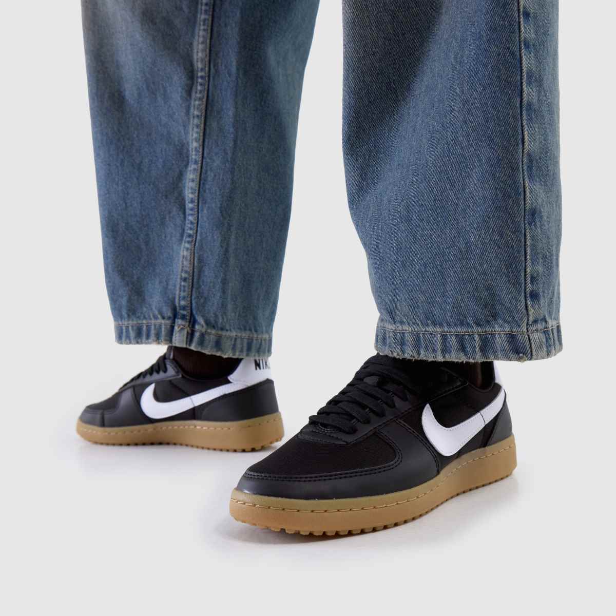 Nike Field General in Black & White Nike Field General 8