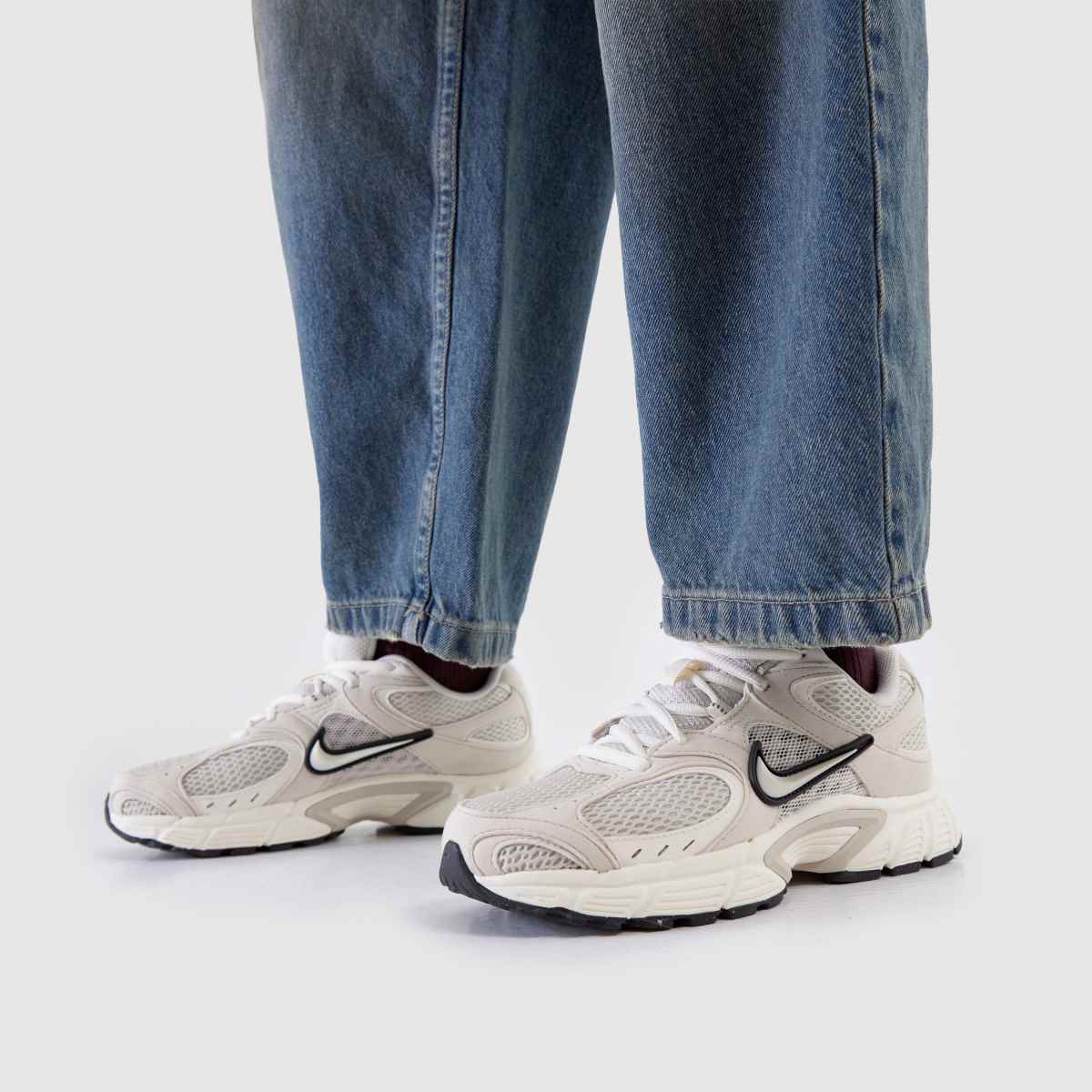 Nike V5 RNR in Off-White Nike V5 RNR 8