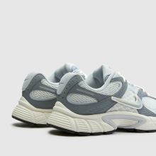 Nike V5 RNR in Grey Multi Nike V5 RNR,4 of 4