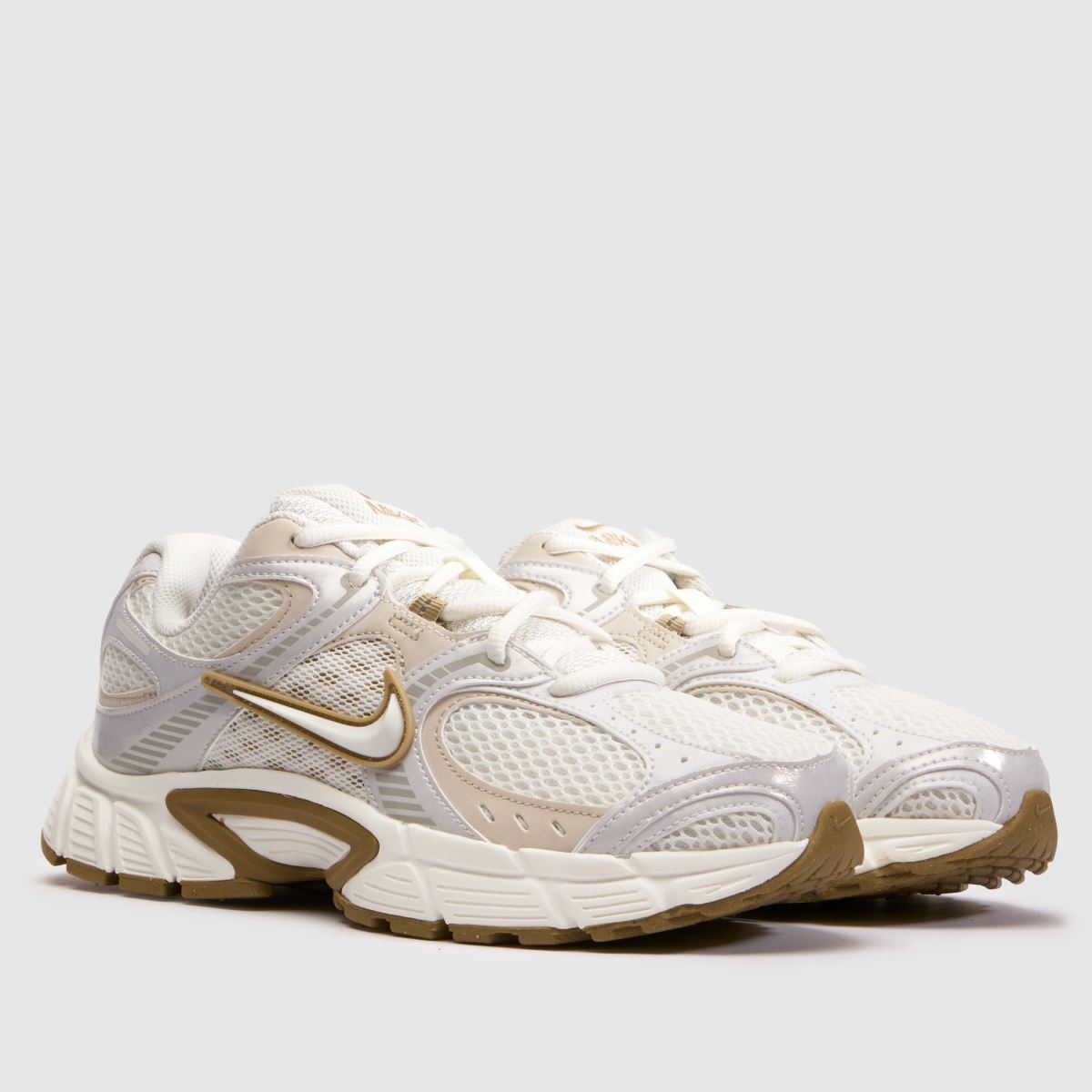 Nike V5 RNR in White & Beige Nike V5 RNR 3