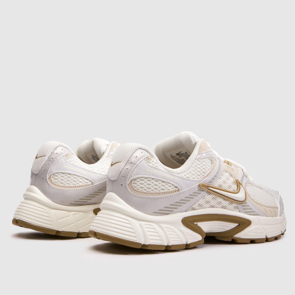 Nike V5 RNR in White & Beige Nike V5 RNR 7