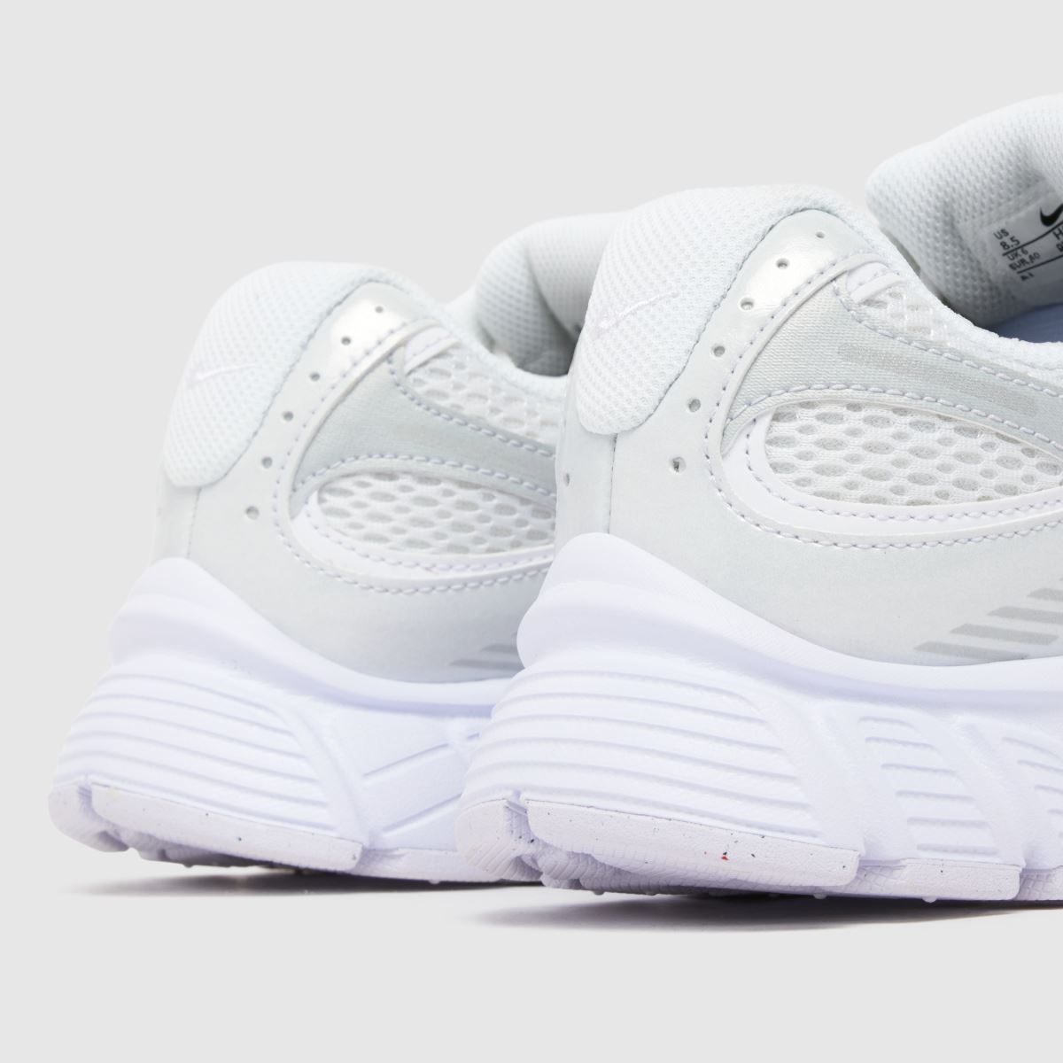 Nike V5 RNR in White Nike V5 RNR 7