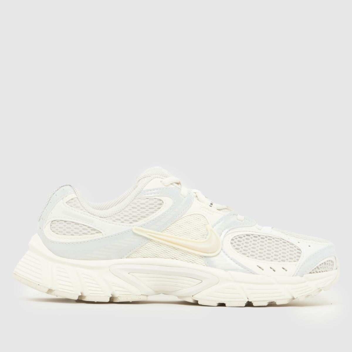 Nike V5 Runner Trainers in Natural
