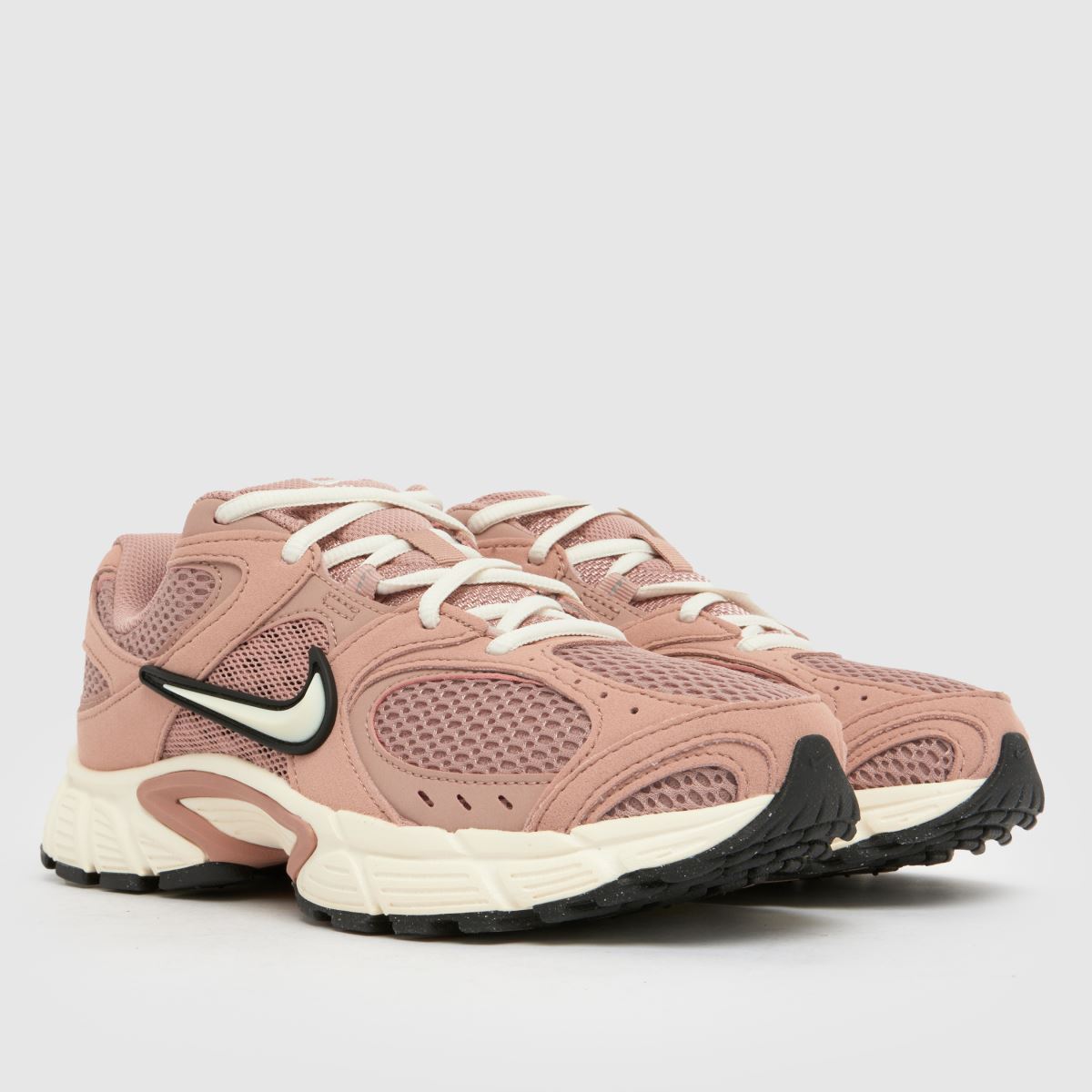 Nike V5 RNR in Pale Pink Nike V5 RNR 3