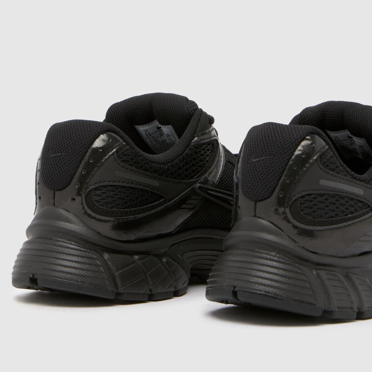 Nike V5 RNR in Black Nike V5 RNR 7