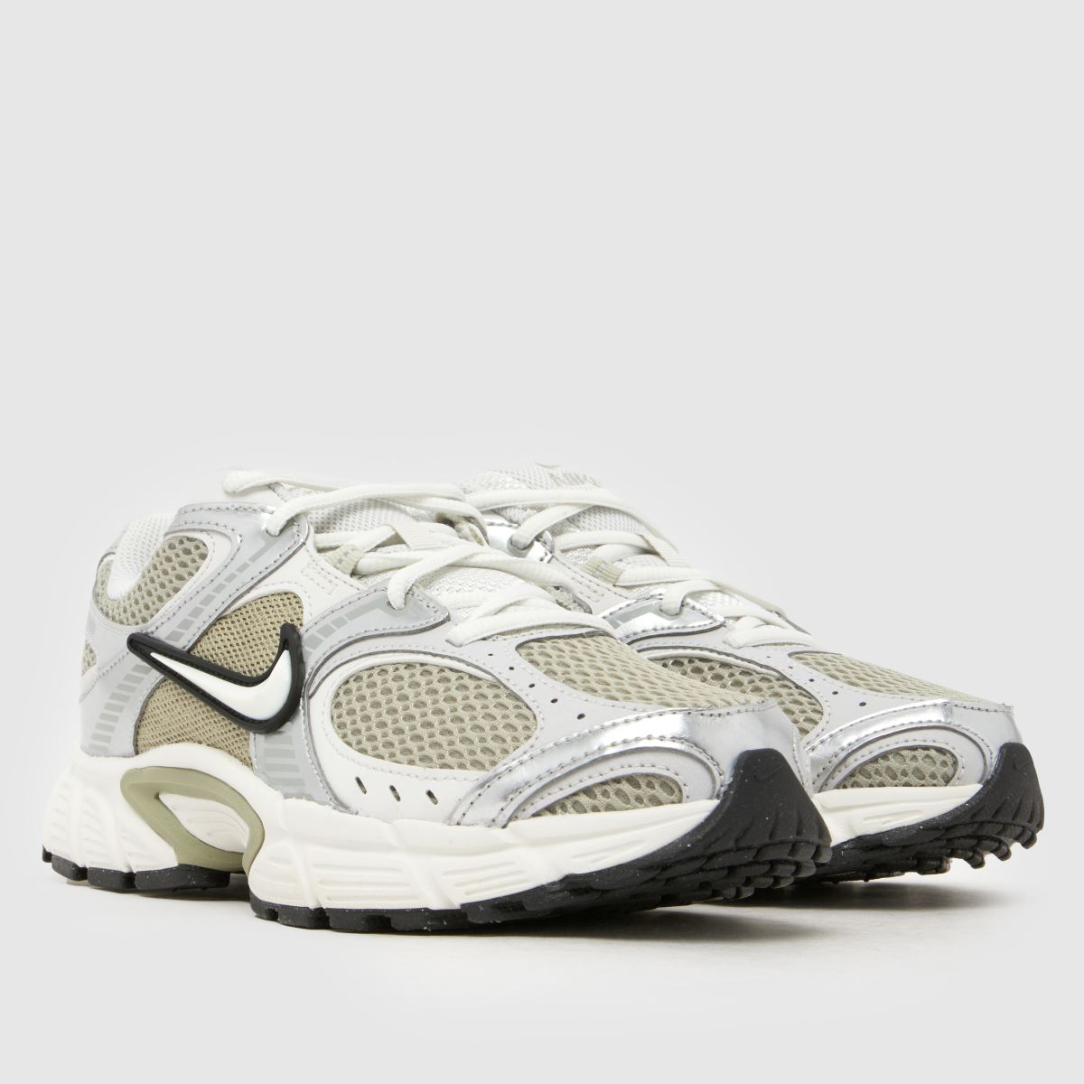 Nike V5 RNR in Silver Nike V5 RNR 8