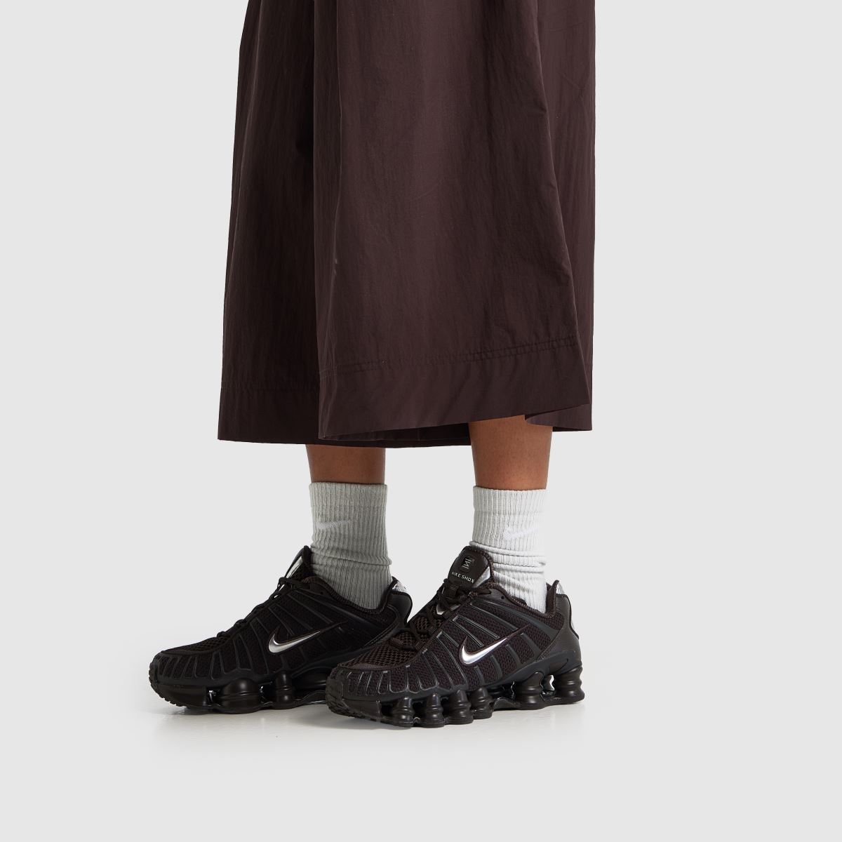 Nike Shox TL in Brown Nike Shox TL 8
