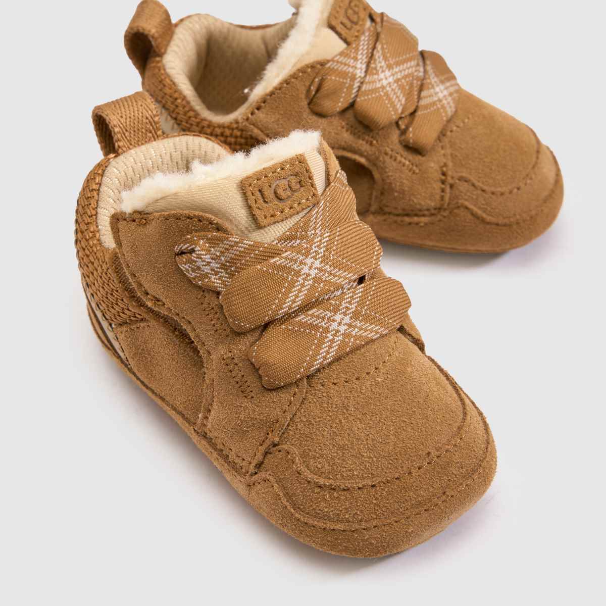 UGG Lowmel Crib Baby in Chestnut UGG Lowmel Crib 4
