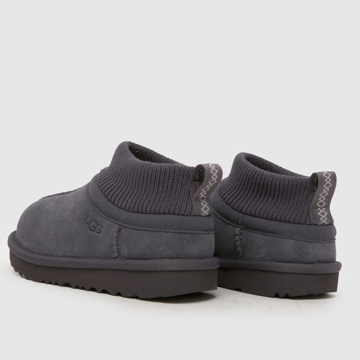 UGG Ultra Mini Stretch Cuff Toddler in Obsidian UGG Ultra Mini Stretch Cuff 7
