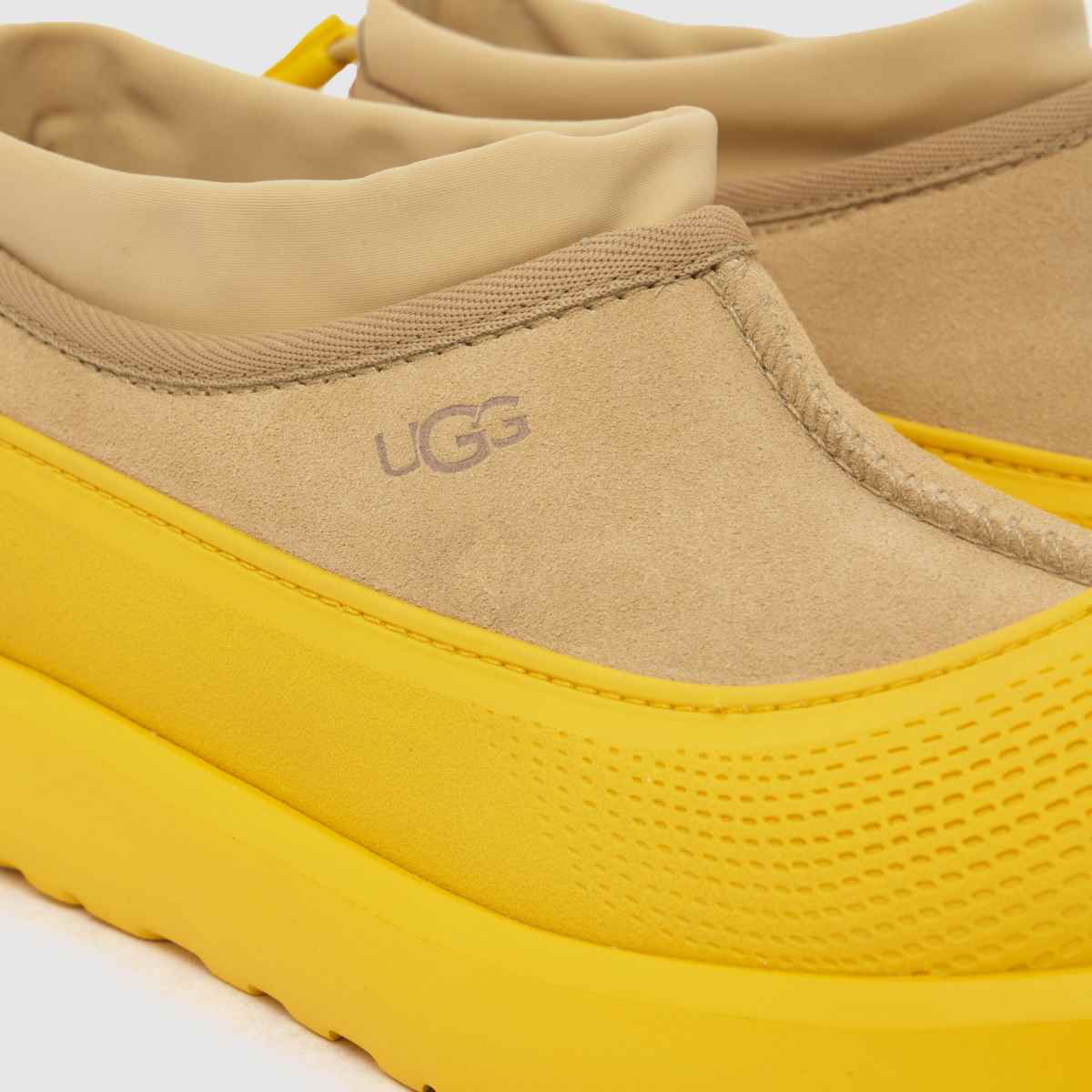 UGG Tasman Weather Hybrid Junior in Mustard Seed UGG Tasman Weather Hybrid 4