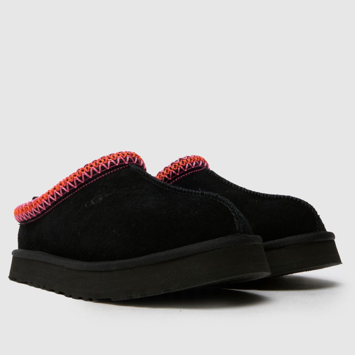 UGG Tazz Youth in Black UGG Tazz 1