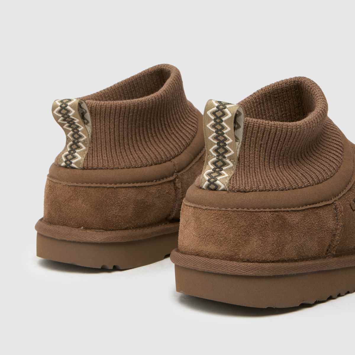 UGG Ultra Mini Stretch Cuff Youth in Hickory ugg UGG Ultra Mini Stretch Cuff Youth in Hickory 7