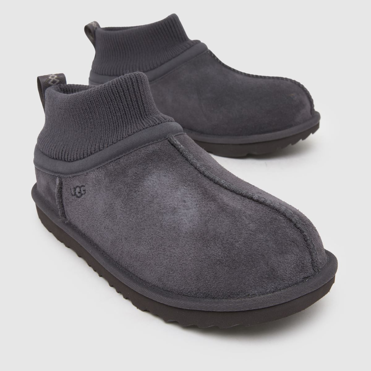 UGG Ultra Stretch Cuff Youth in Grey UGG Ultra Stretch Cuff 4