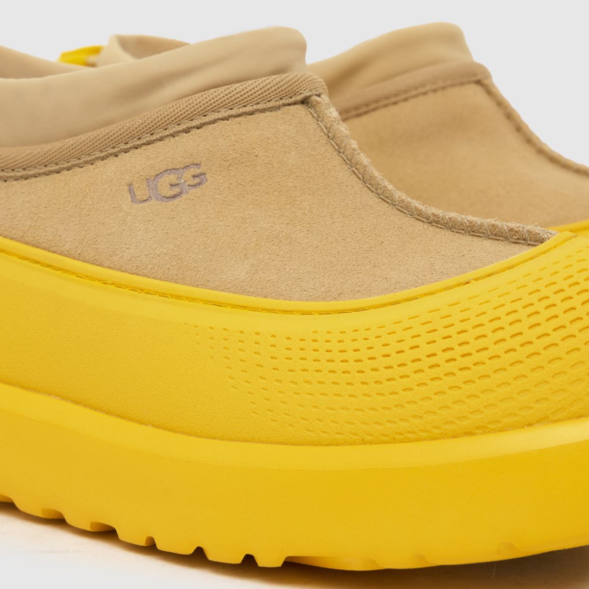 UGG Tasman Weather Hybrid Youth in Mustard Seed UGG Tasman Weather Hybrid 4