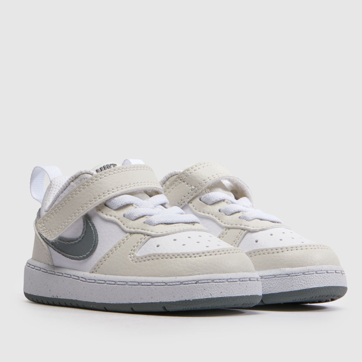Nike Court Borough Low Toddler in White & grey Nike Court Borough Low 1