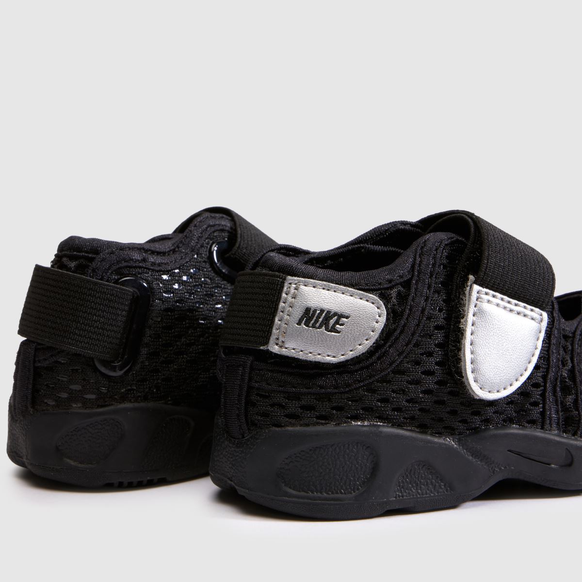 Nike Rift Toddler in Black & Silver Nike Rift 7