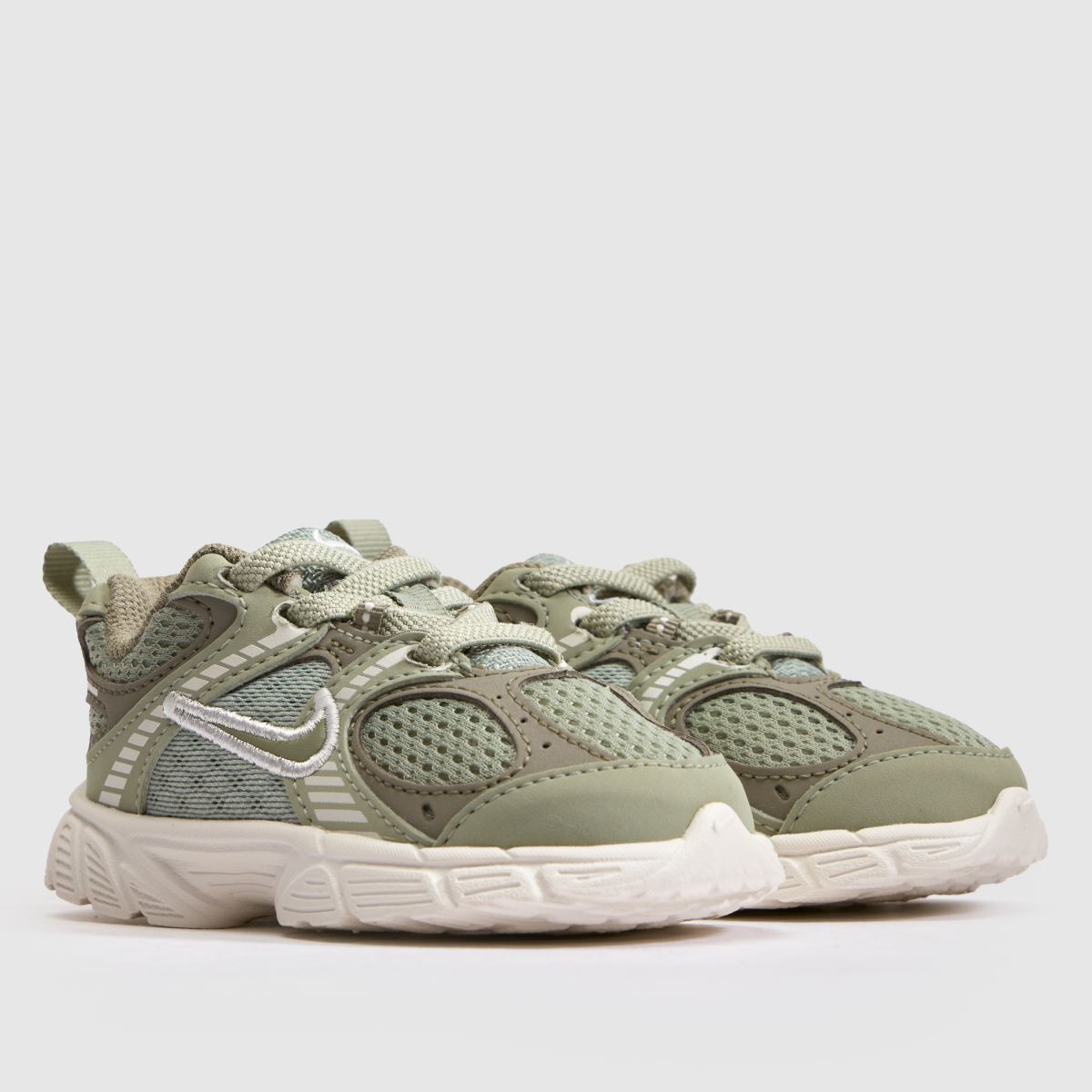 Nike V5 RNR Baby in Khaki Nike V5 RNR 1