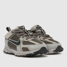 Nike Vomero 5,2 of 4