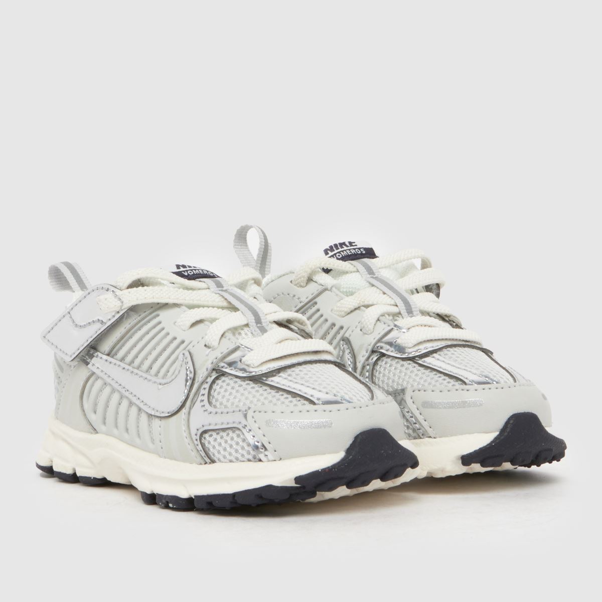 toddler grey nike trainers