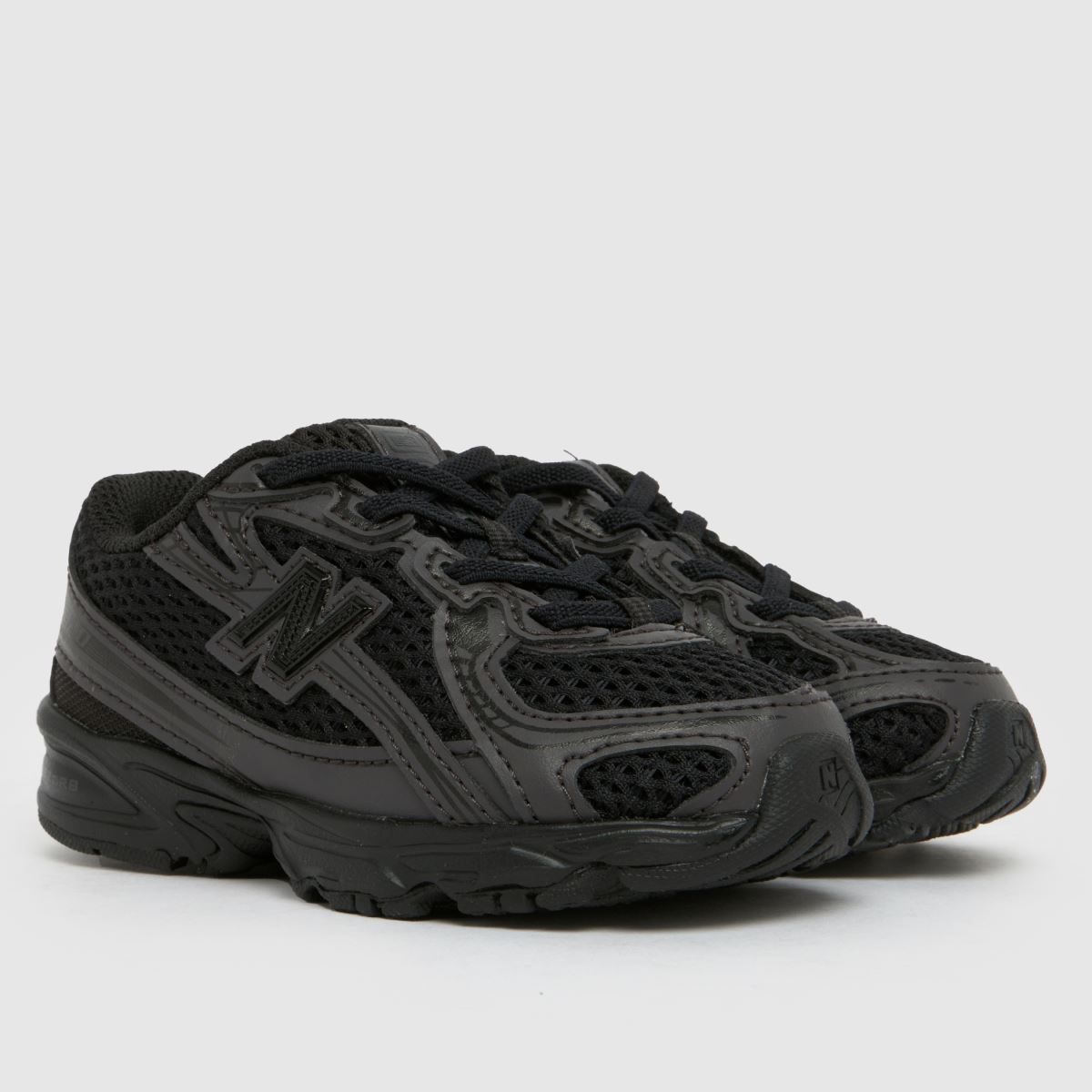 New Balance 740 Toddler in Black New Balance 740 1