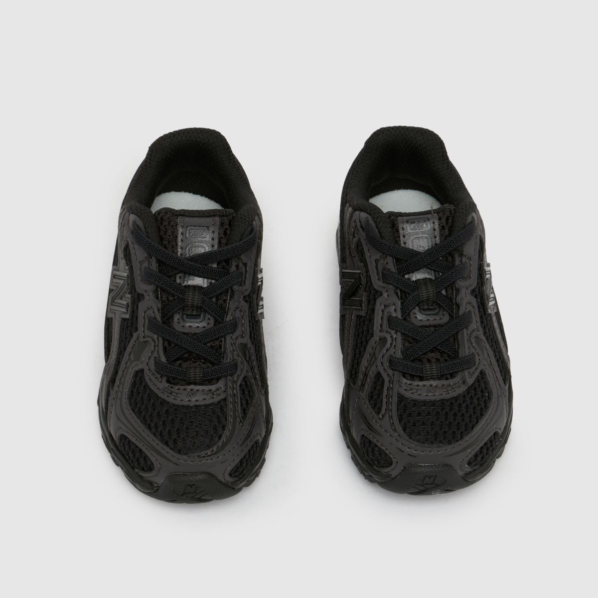 New Balance 740 Toddler in Black New Balance 740 7