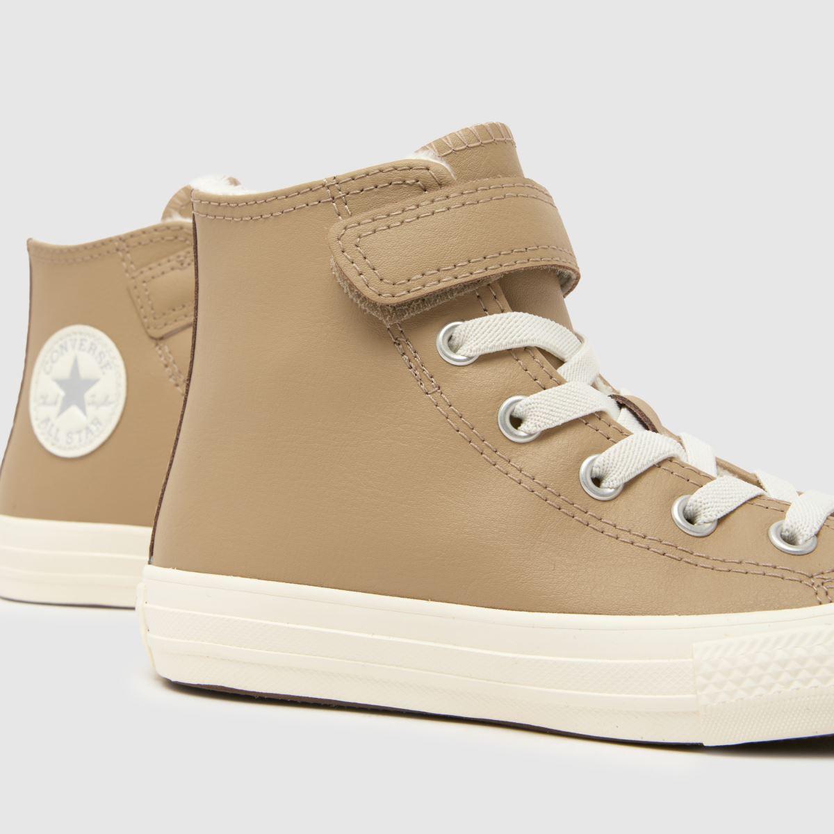 Converse All Star Hi 1V Junior in Beige Converse All Star Hi 1V 4