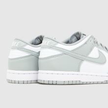 Nike Dunk Low Junior in White & grey Nike Dunk Low,4 of 4