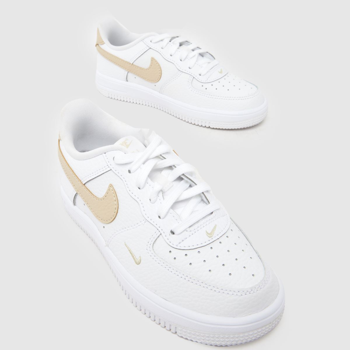 Nike Force 1 Low Junior in White & Beige Nike Force 1 Low 4