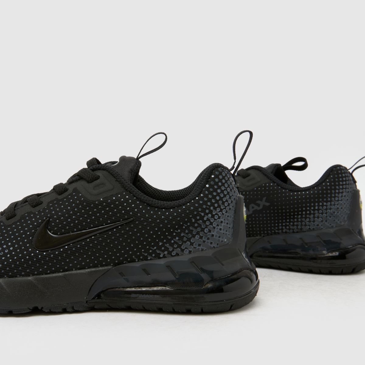 Nike Air Max Phoenix Junior in Black Nike Air Max Phoenix 7