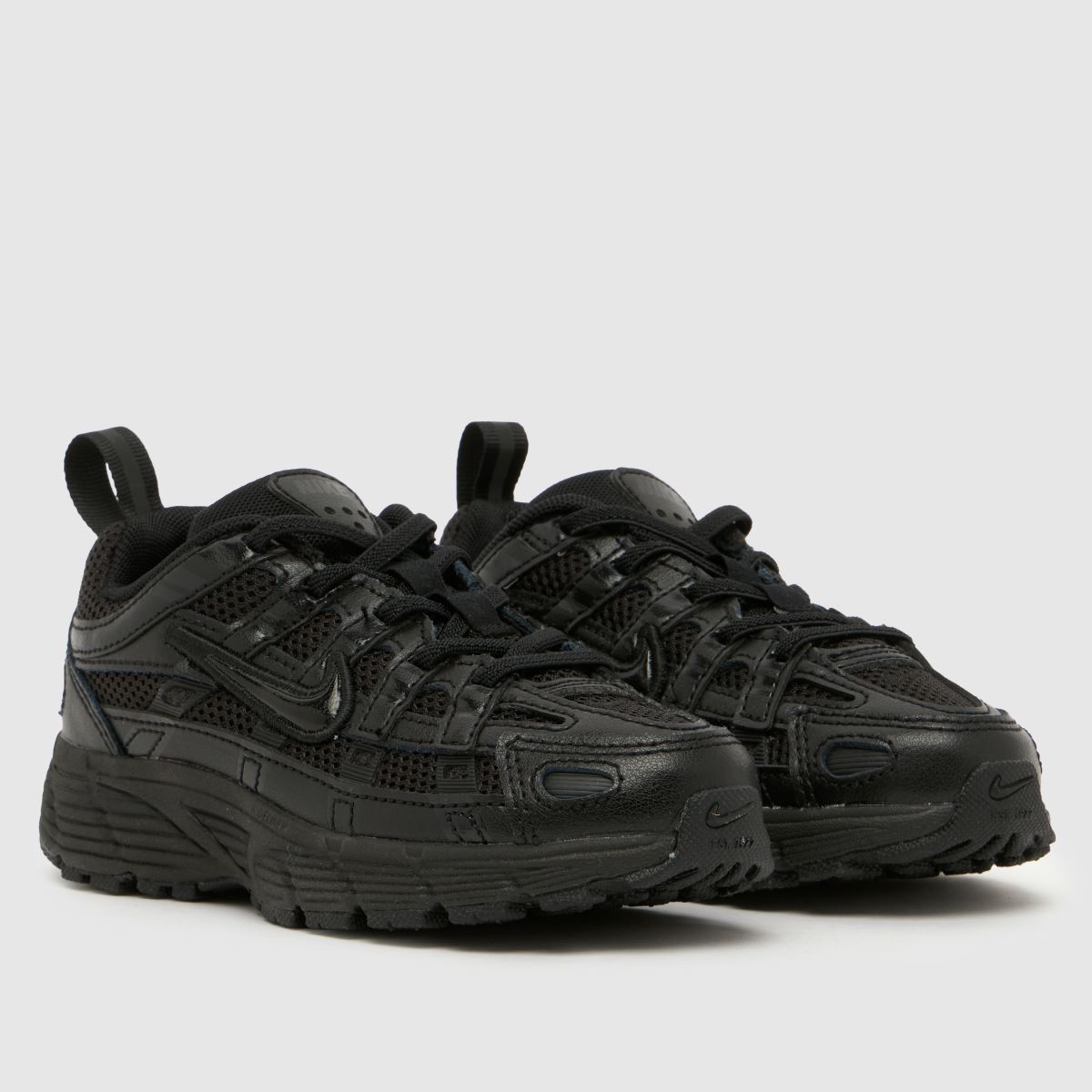 Nike P-6000 Junior in Black Nike P-6000 1