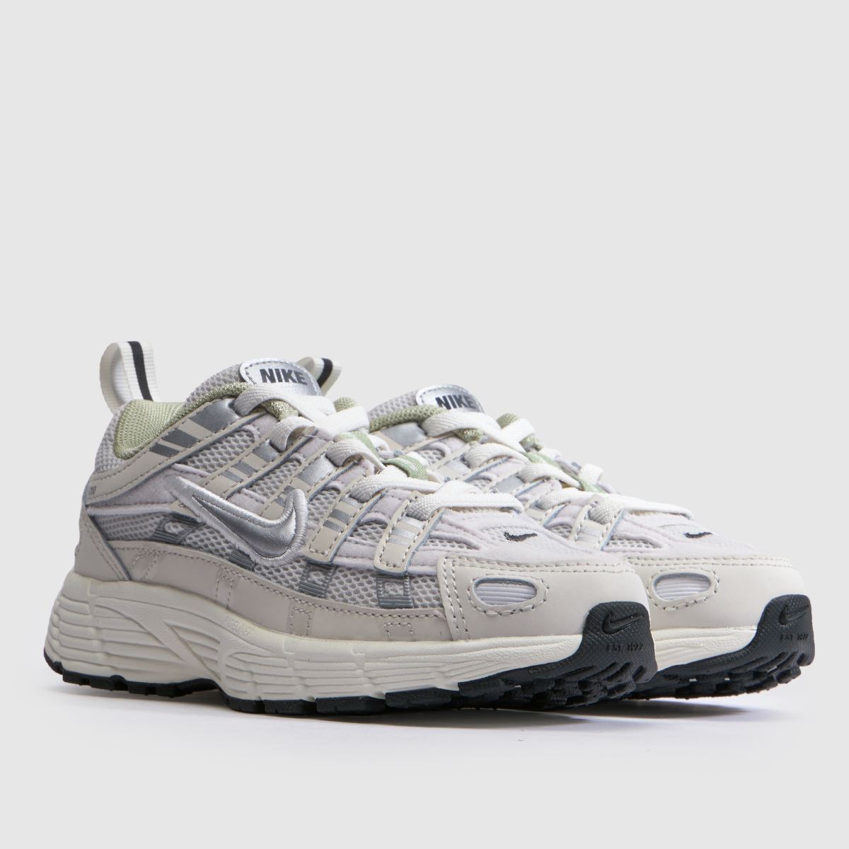 Nike P-6000 Junior in Silver Multi Nike P-6000 1
