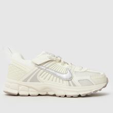 Nike Vomero 5 Junior in Off-White Nike Vomero 5,1 of 4